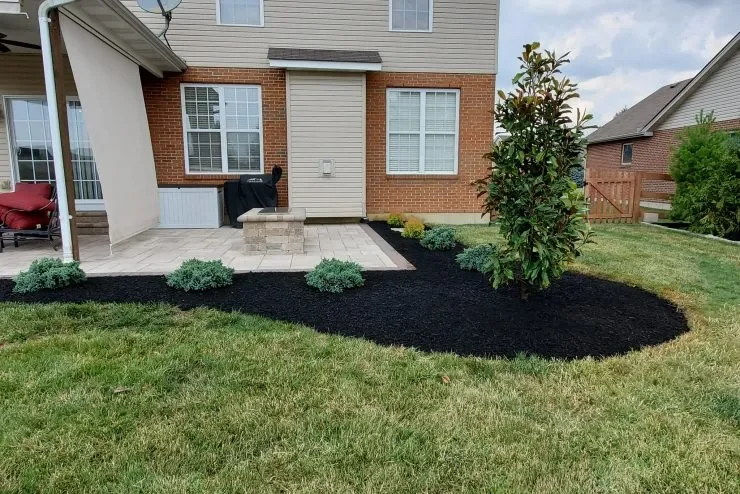 Cincinnati_Landscapedesigner_landscapeconsultation_LeonsLandscaping.webp (7)