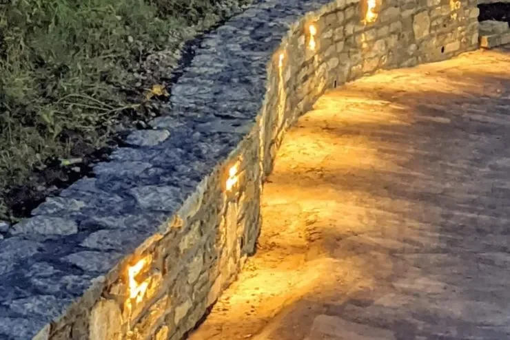 Cincinnati_Landscapedesigner_landscapeconsultation_LeonsLandscaping.webp (10)